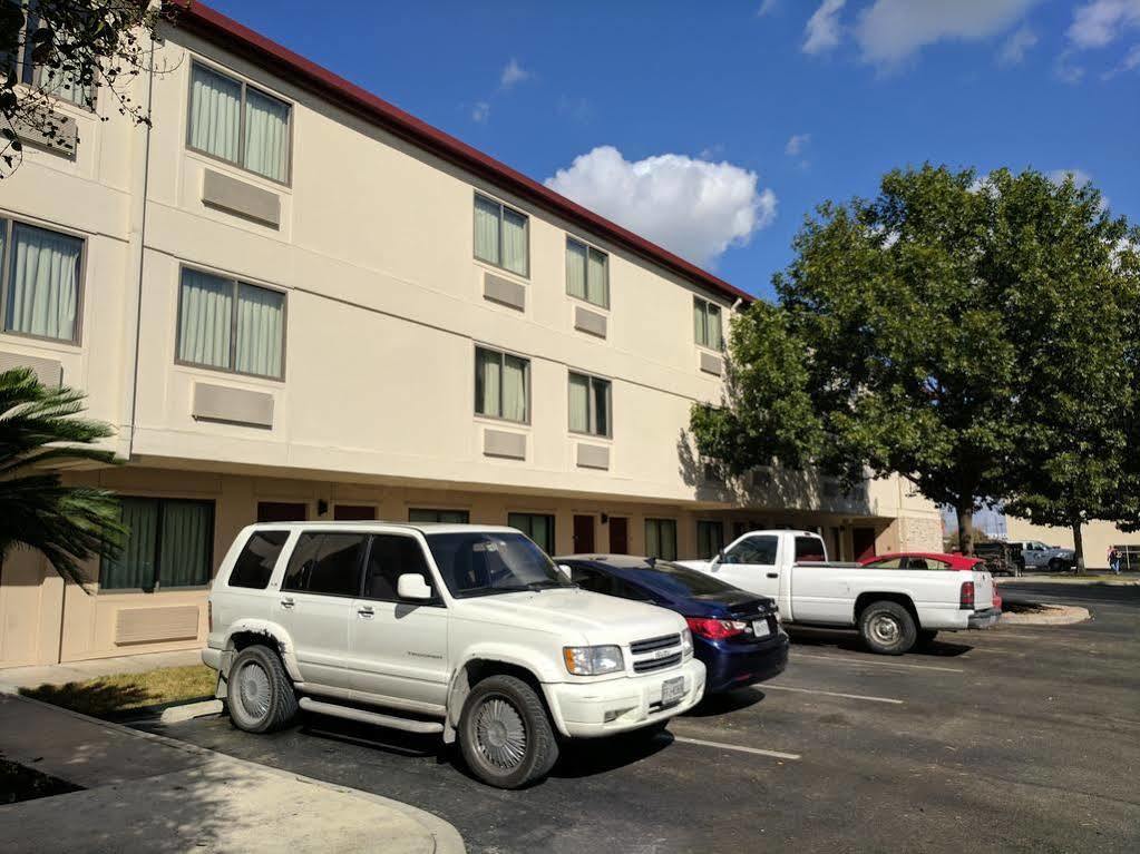 Red Roof Inn San Antonio Airport Esterno foto